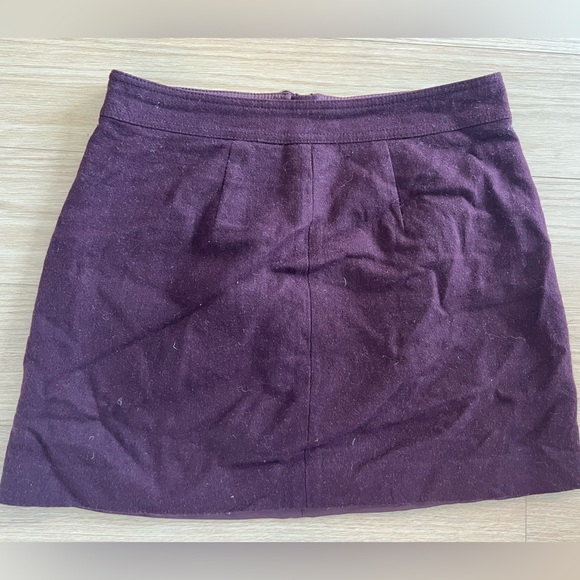 Madewell wool mini skirt. Size 2. Good condition. - Picture 4 of 4